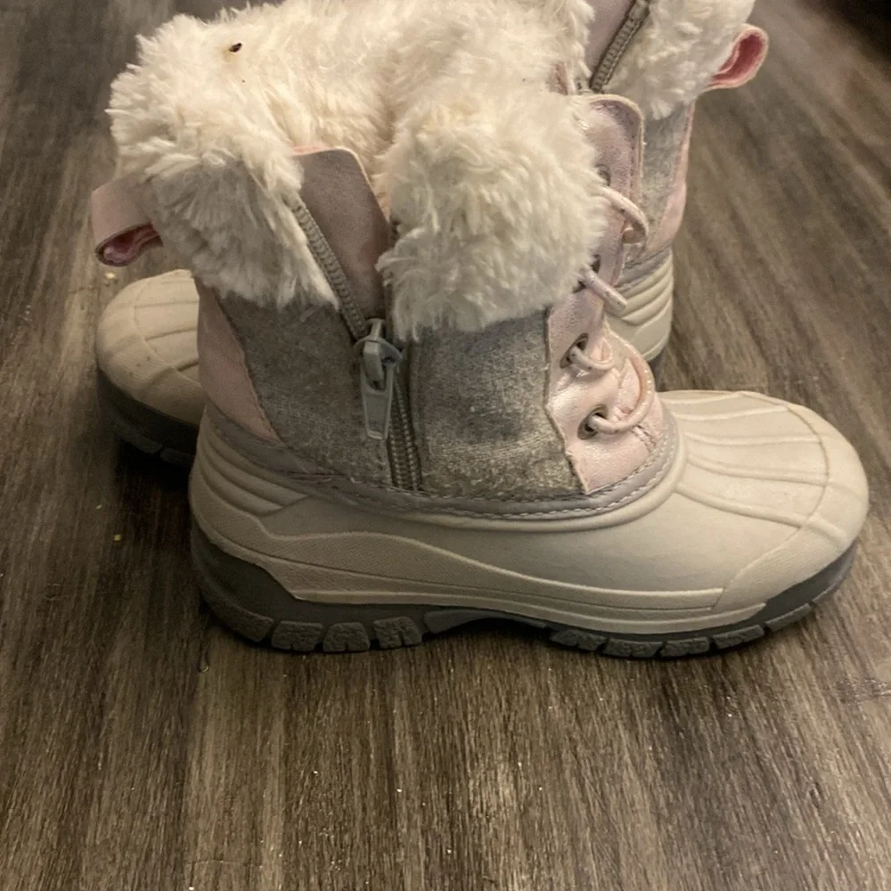 🍍OSHKOSH LINED DUCK BOOTS🍍SIZE 8🍍